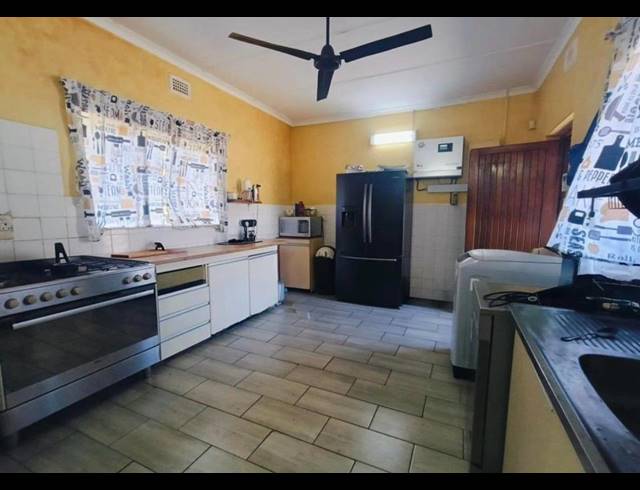 3 BEDROOM FREESTANDING FOR SALE IN ARBORETUM